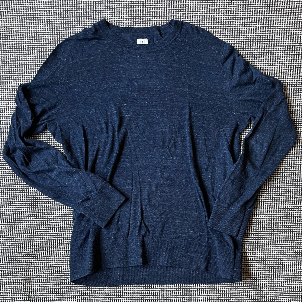 Mens Gap crewneck sweater in heather blue